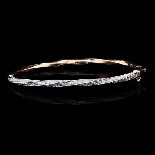 Eterna Twist Bracelet