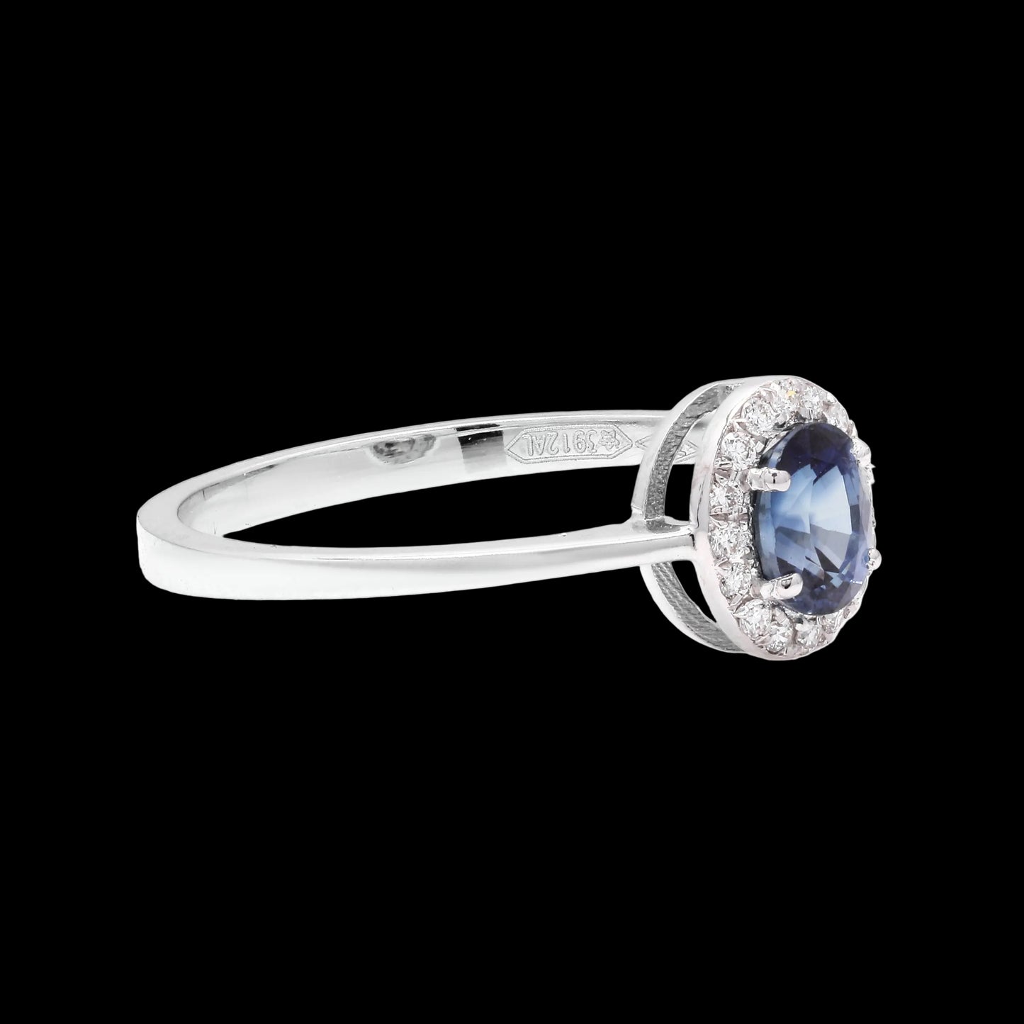 Sapphire Minimalistic ring with diamonds