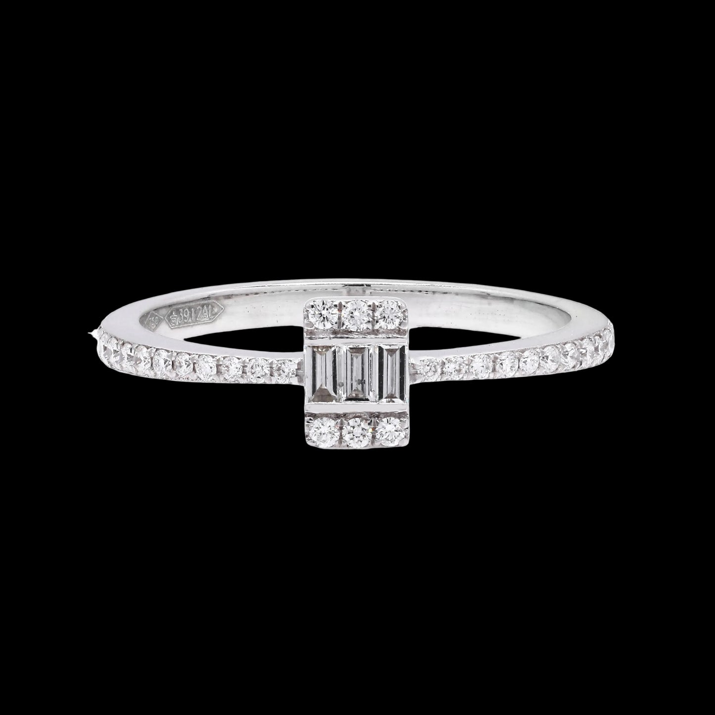 The Refined Baguette and Cluster Diamond Band